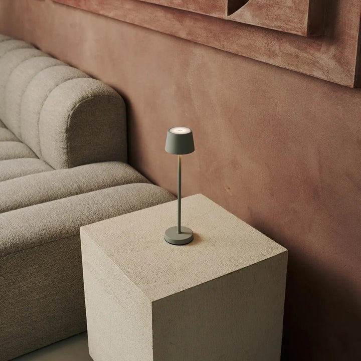 Vondel Mini Shadow Gray Oplaadbare en draadloze lamp perfect voor horeca -industrie - draadloos oplaadbaar via laadstation