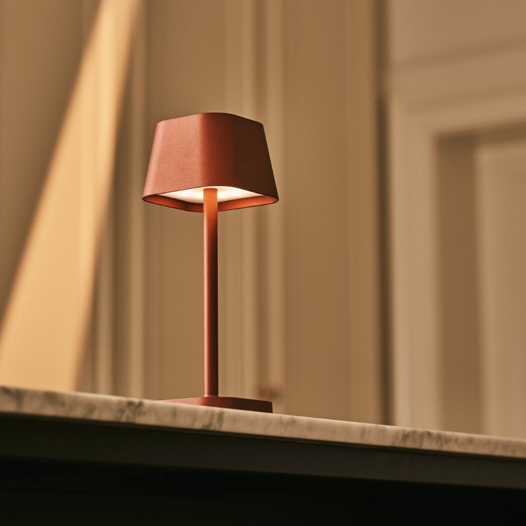 Ava Bronze - Oplaadbare tafellamp | Stijlvol, draadloos en dimbaar