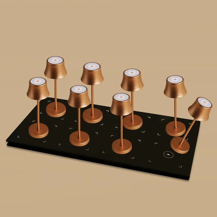 Combi Set Professional-8 X de Pijp Mini Copper Oplaadbare tafellampen & 1 x Central Station Wireless Laying Station met Qi-Technology-Perfect voor restaurants, gastvrijheid en hotels