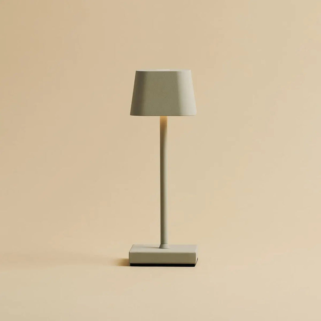 Sarphati Mini Shadow Gray Dordeloze tafellamp perfect voor de horeca -industrie - draadloos oplaadbaar via laadstation, dimbare lamp en 3 lichtmodi