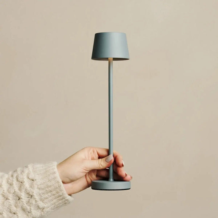 Vondel Mini Mouse Grijs Oplaadbare en draadloze lamp Perfect voor de horeca -industrie - draadloos oplaadbaar via laadstation