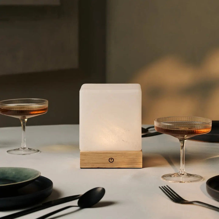 YCE lichtbruine draadloze houten lamp met bevroren glas-oplaadbare, dimbare, 100-uur batterij