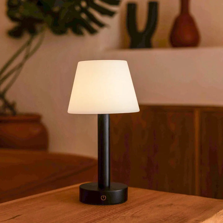 Zoë Zwarte Houten Oplaadbare Tafellamp | Dimbaar en draagbaar | Batterijduur van 80 uur