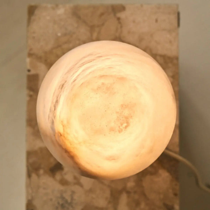 Alessandra Albasten Lamp | Elegante moderne verlichting voor interieurs