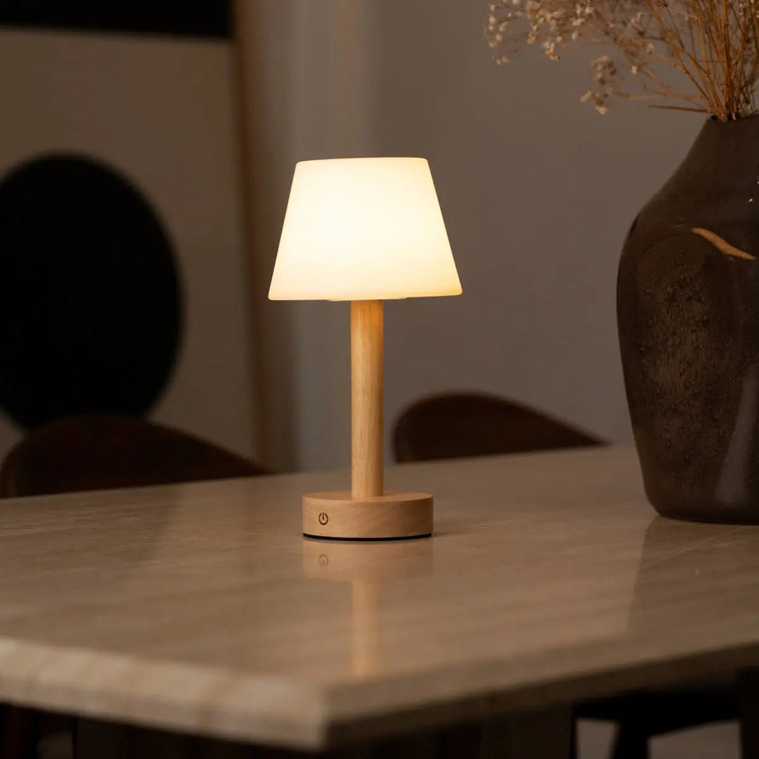 Zoë Lichtbruine Houten Oplaadbare Tafellamp | Dimbaar, USB-C, batterijduur van 80 uur