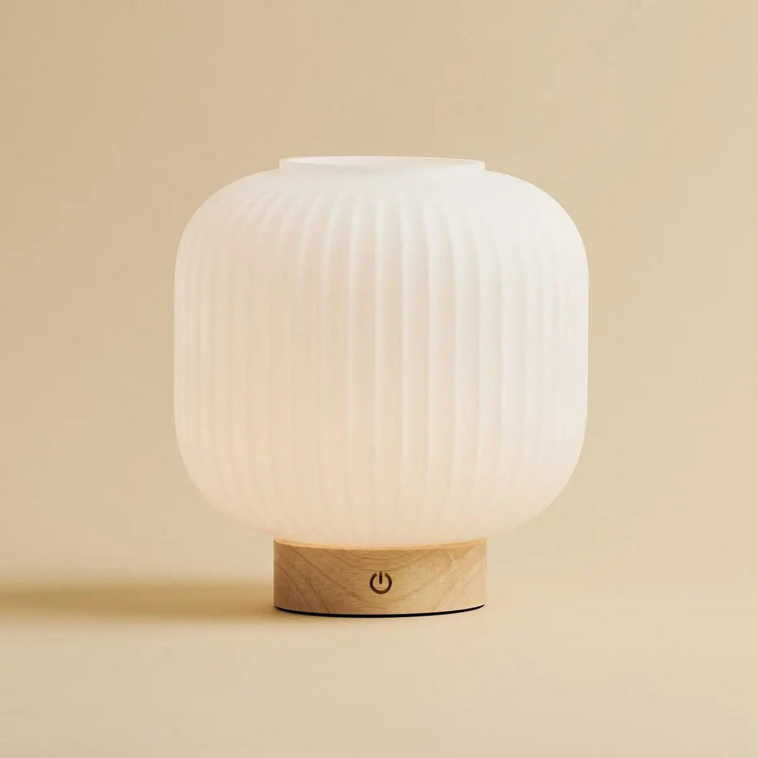 LYLA Unieke oplaadbare lamp - Frosted glas en houten basis, dimable, 3 lichte modi