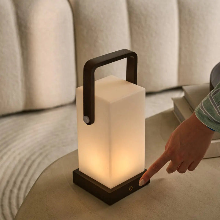 Harper Donkerbruine Houten Lamp – Snoerloze Oplaadbare Tafellamp met Handvat