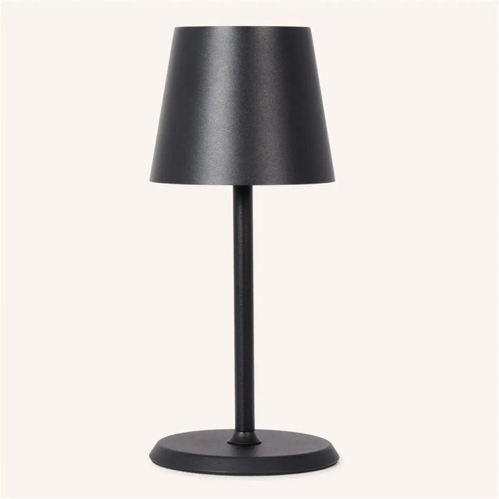 James Black oplaadbare ijzeren tafellamp – draadloos, dimbaar en elegant