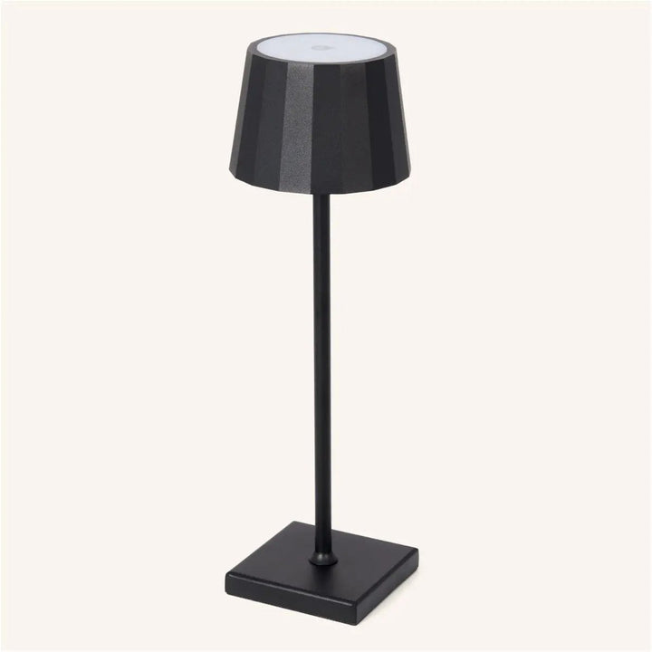 William Black oplaadbare ijzeren tafellamp – 120 uur batterij, dimbaar, opladen via USB-C