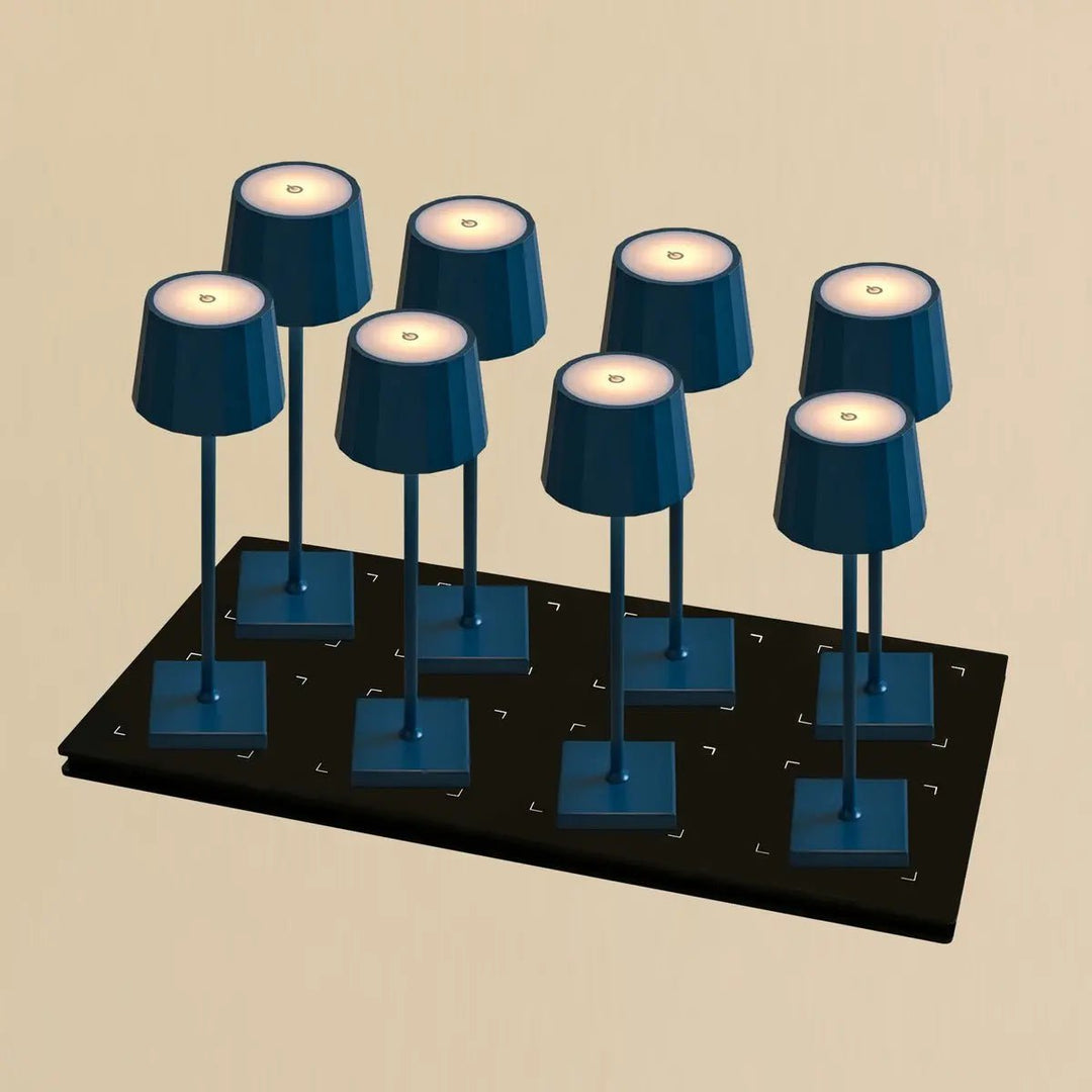 Combi Set Professional-8 x Wouter Delftware Blue Oplaadbare tafellampen & 1 x Central Station draadloos laadstation met Qi-Technology-Perfect voor restaurants, gastvrijheid en hotels