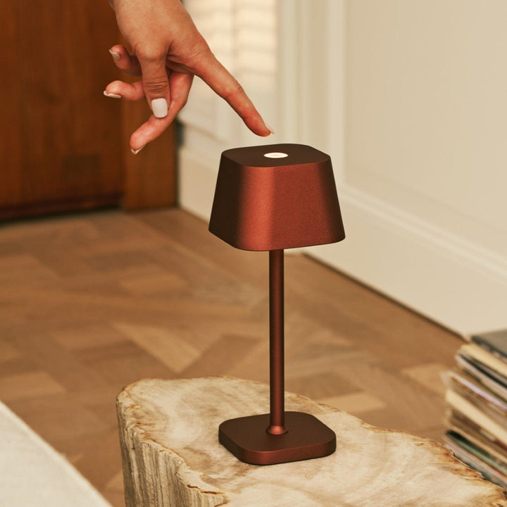 Ava Bronze - Oplaadbare tafellamp | Stijlvol, draadloos en dimbaar