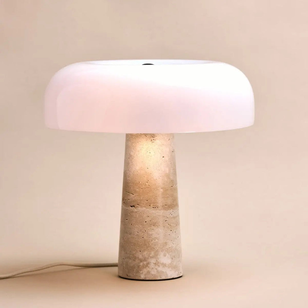Emily travertijnlamp – elegant handgemaakt ontwerp met glazen kap
