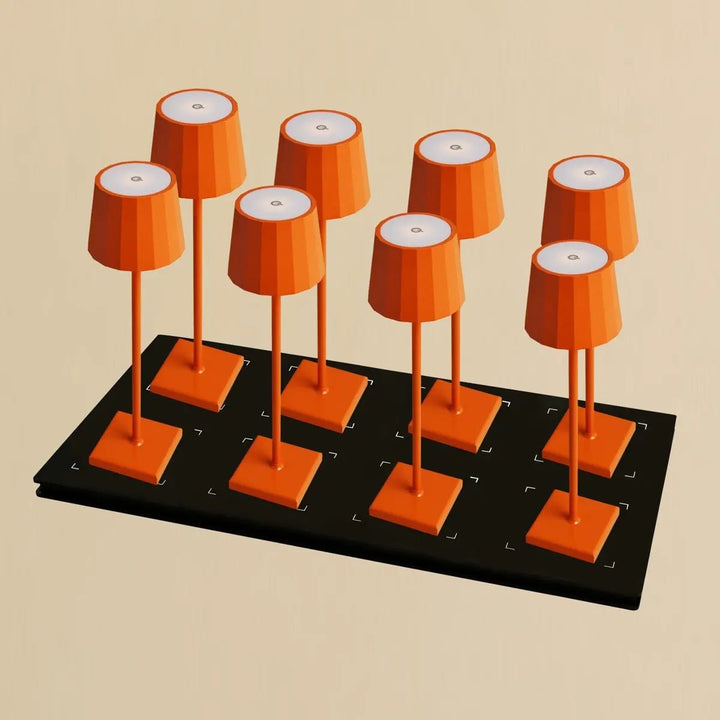 Combi Set Professional-8 x Wouter Blossom Orange Oplaadbare tafellampen & 1 x Central Station draadloos oplaadstation met Qi-Technology-Perfect voor restaurants, gastvrijheid en hotels