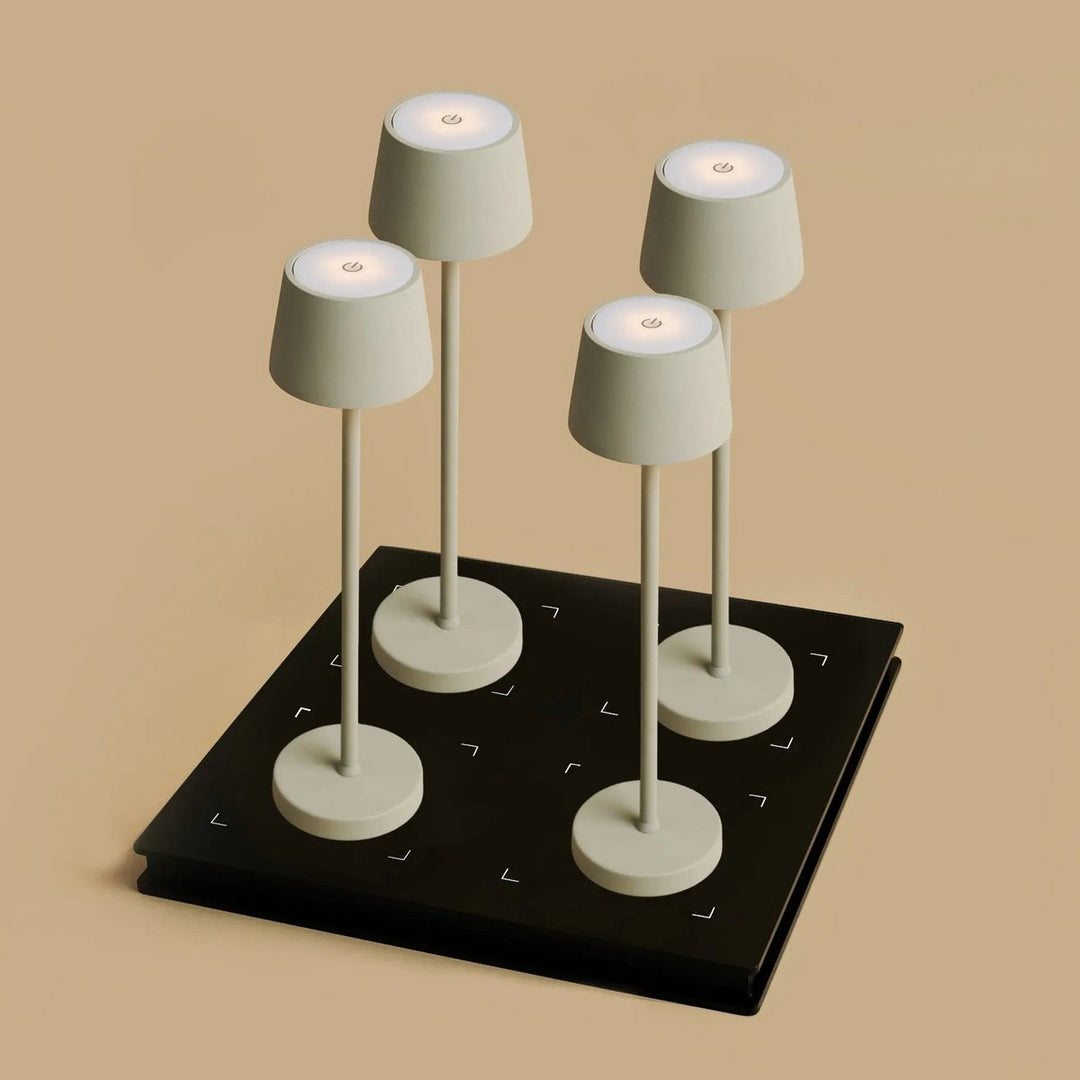 Combi Set Professional-4 X Vondel Mini Shadow Gray Oplaadbare tafellampen & 1 x Amstel Wireless Lay Station met Q1-Technology-Perfecte lampen voor restaurants, gastvrijheid en hotels