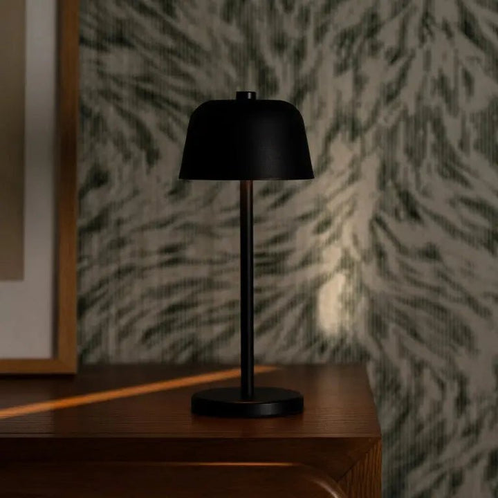 Anton Zwarte Oplaadbare Tafellamp | Stijlvolle en draadloze verlichting