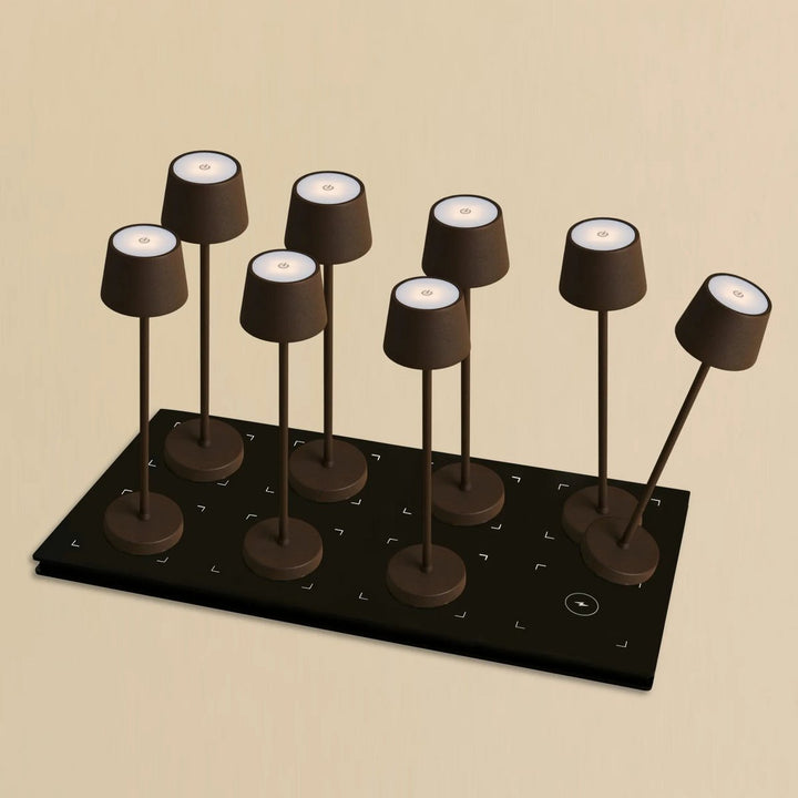 Combi Set Professional-8 X Vondel Mini Mocha Brown Oplaadbare tafellampen & 1 x Central Station Draadloos laadstation met Q1-Technology-Perfect voor restaurants, gastvrijheid en hotels