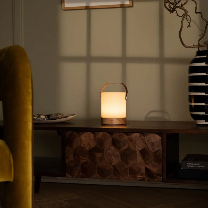Avery lichtbruin oplaadbare taflamp-draadloos, dimable en USB-C