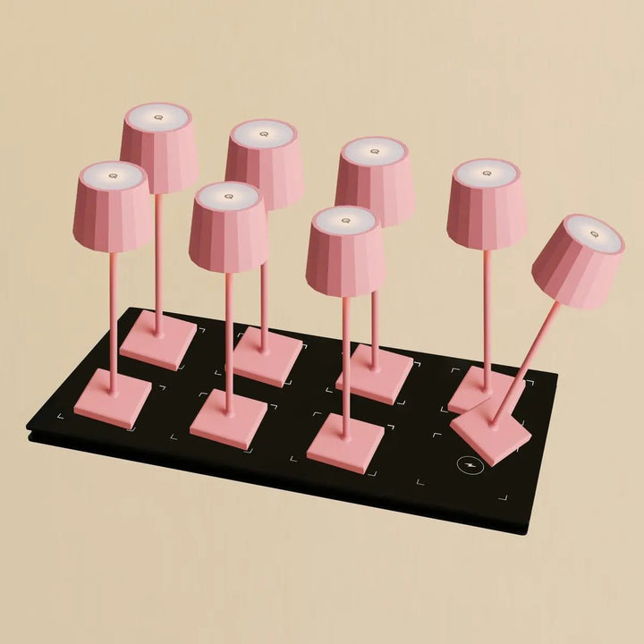 Combi Set Professional-8 x Wouter Flamingo Roze oplaadbare tafellampen & 1 x Central Station draadloos laadstation met Qi-Technology-Perfect voor restaurants, gastvrijheid en hotels
