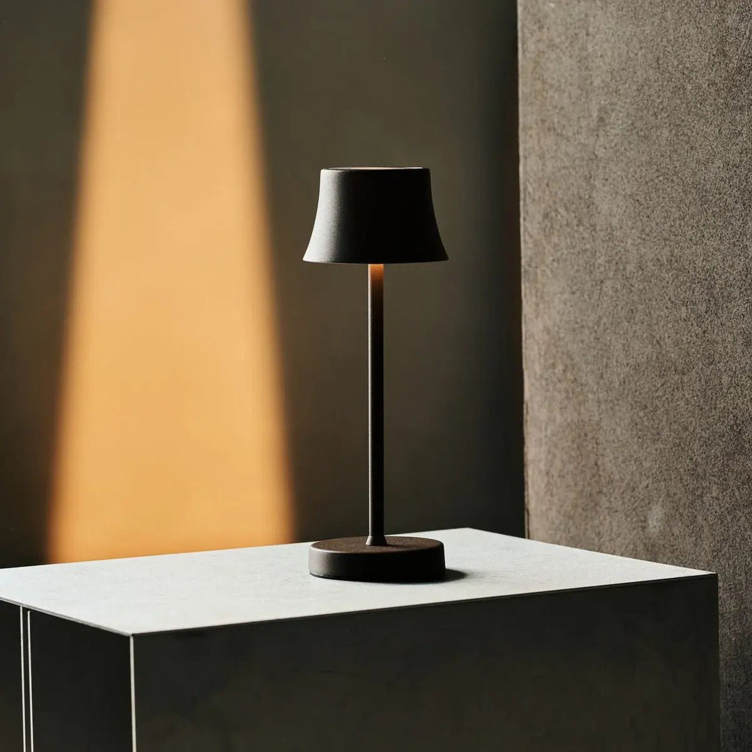De pijp mini mokka bruin oplaadbare tafellamp - draadloos opladen, dimbare lamp en 3 lichte kleuren