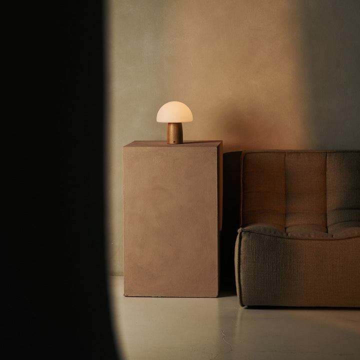 Mia lichtbruin stijlvolle houten tafellamp met dimmer - hout, functioneel en subtiel