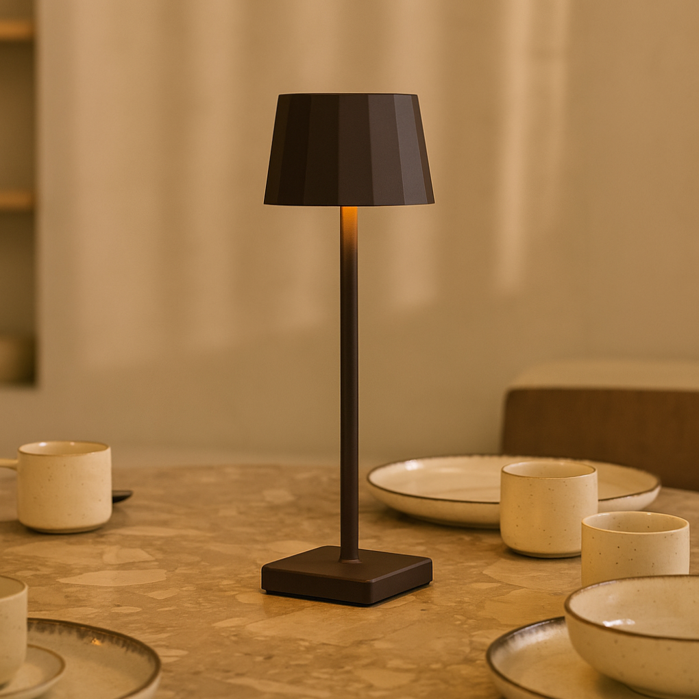 Wouter Mocha Brown oplaadbare tafellamp-Draadloos opladen, dimable, 120 uur batterijduur