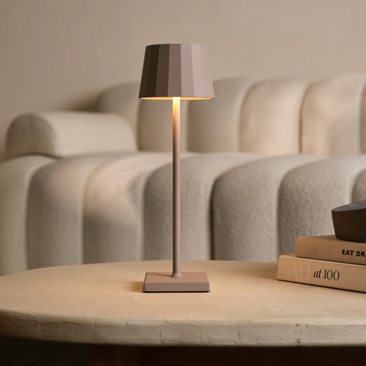Wouter Koala Brown Oplaadbare tafellamp-Draadloos opladen, dimable, 120 uur batterijduur