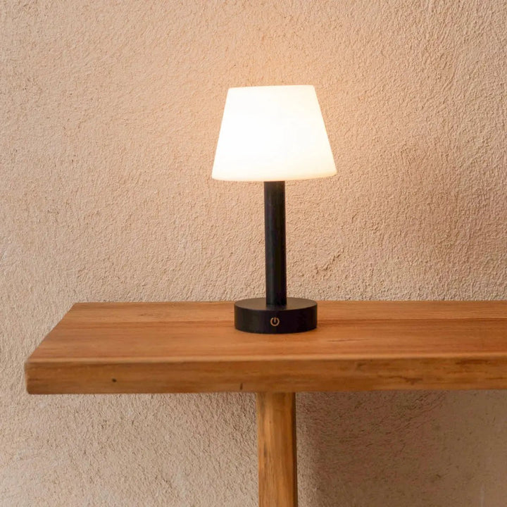 Zoë Zwarte Houten Oplaadbare Tafellamp | Dimbaar en draagbaar | Batterijduur van 80 uur