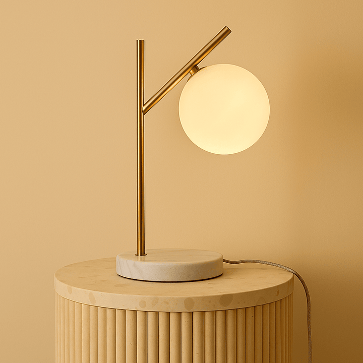 Madison Marmeren Lamp met Matglazen Bol – Elegante Tafellamp