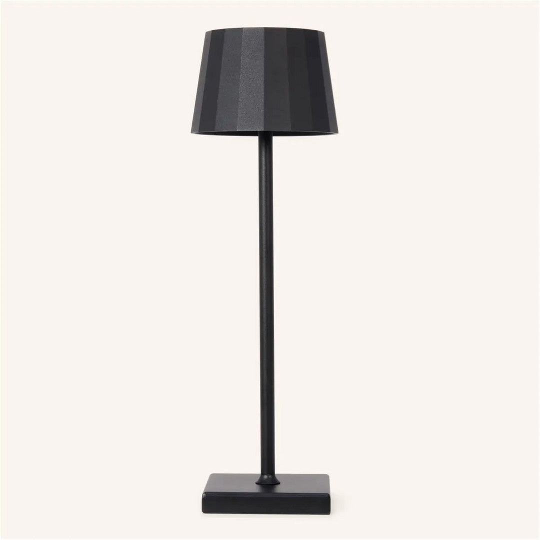 William Black oplaadbare ijzeren tafellamp – 120 uur batterij, dimbaar, opladen via USB-C