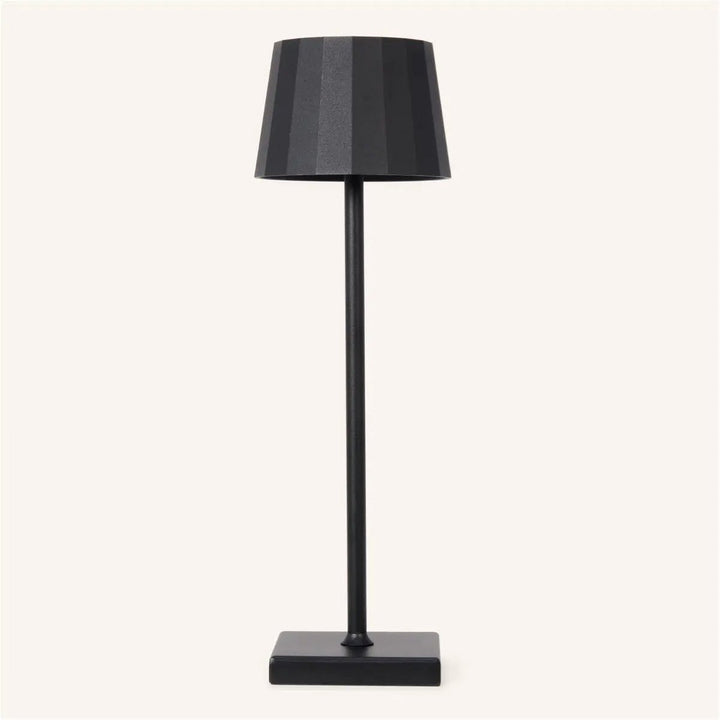 William Black oplaadbare ijzeren tafellamp – 120 uur batterij, dimbaar, opladen via USB-C