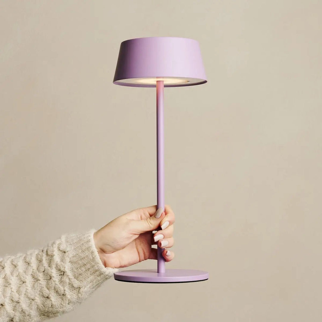 Hugo Violet Lila Oplaadbare tafellamp - Stijlvol, dimbare lamp & draadloos