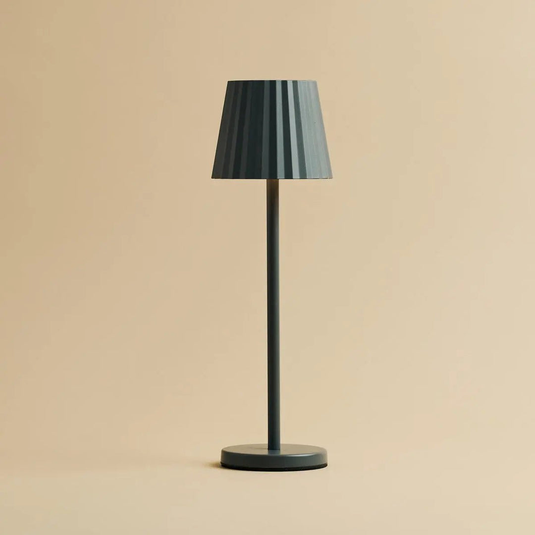 Combi Set Professional-4 X Maya Stone Gray Oplaadbare tafellampen en 1 x Amstel Wireless Laying Station met Qi-Technology-Perfect voor restaurants, gastvrijheid en hotels